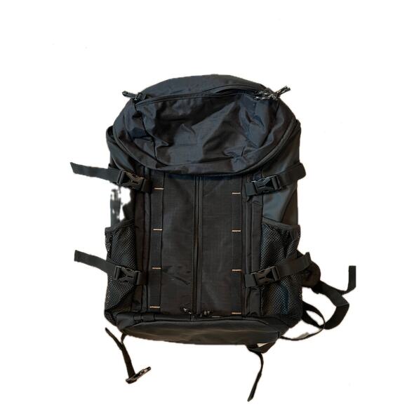 Highland Outdoor Top Loading Hiking Black Backpack XL